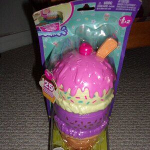 The Polly Pocket Spin 'n Surprise Playground Playset. New.